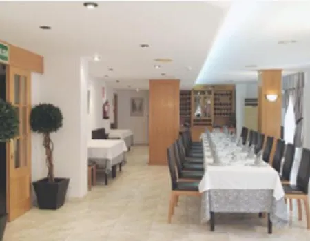 Herreros Hotel *